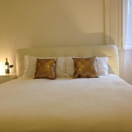 St. John Apartment ローマ エクステリア 写真